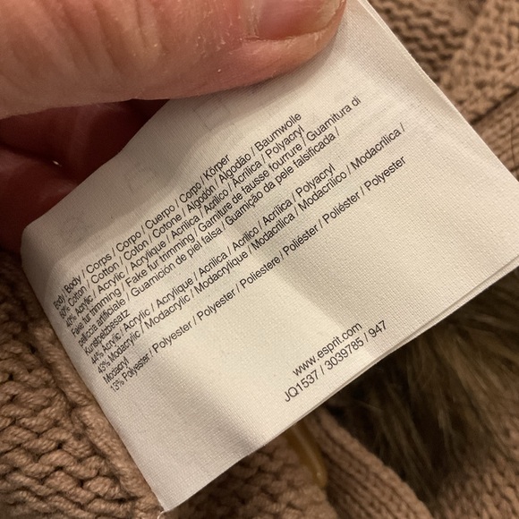 Esprit Classic Brown Fall Long Sweater with faux fur hood . - Picture 11 of 11